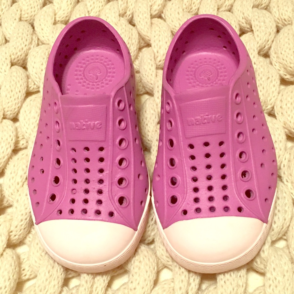 Kids Purple Native Slip-On’s